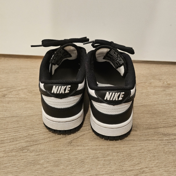 Nike Dunk Panda Low size 7.5 womens - Picture 3 of 9